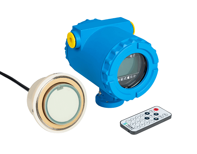 判斷某種介質是否可以用外貼式液位計測量，主要需要考慮哪幾個方面？