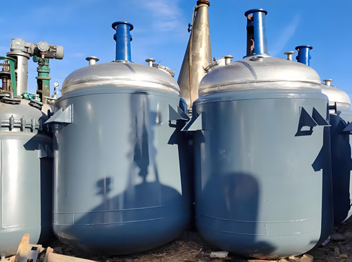 雷達物位計測量反應釜